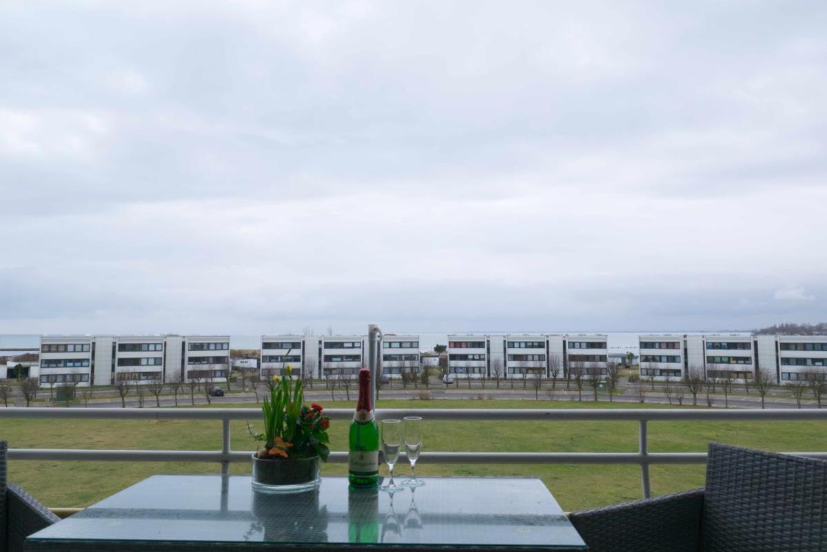Inselblume 80 - Gemuetliche Ferienwohnung, Blick Auf Die Fehmarnsundbruecke Burgtiefe auf Fehmarn Extérieur photo