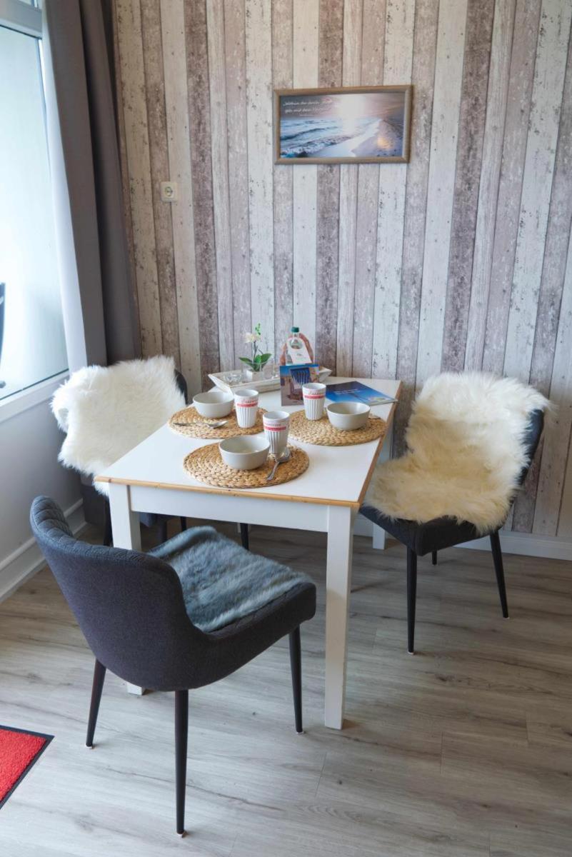 Inselblume 80 - Gemuetliche Ferienwohnung, Blick Auf Die Fehmarnsundbruecke Burgtiefe auf Fehmarn Extérieur photo