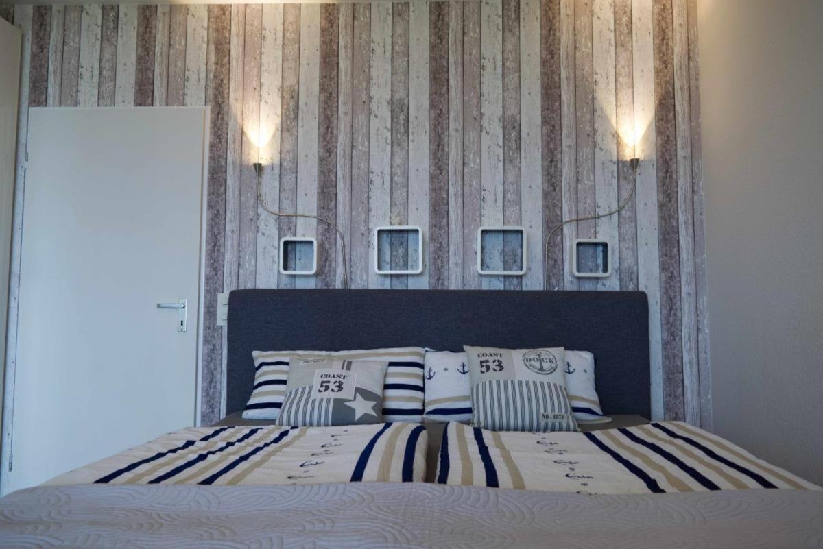 Inselblume 80 - Gemuetliche Ferienwohnung, Blick Auf Die Fehmarnsundbruecke Burgtiefe auf Fehmarn Extérieur photo